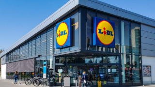Illustration de l'article : Lutte contre l’inflation : Lidl décide de baisser les prix de ces produits utiles pour la rentrée