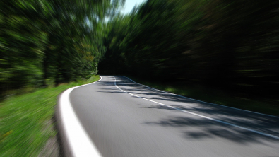 Illustration : L’Etat va déployer des nouveaux radars noyés par des panneaux. C’est pour bientôt !