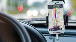 Illustration : "Waze, Google Maps et autres GPS ne vont bientôt plus être autorisé à vous proposer l'itinéraire le plus court"