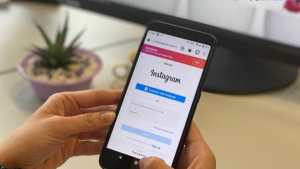 Illustration : "Attention à cette arnaque : des pirates tentent de voler vos identifiants sur Instagram"