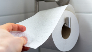 Illustration : "Test de personnalité : la manière dont vous posez votre papier toilette peut dévoiler des traits cachés de votre caractère"