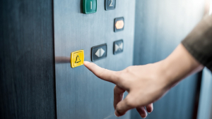 Illustration : "Ascenseurs : un nouveau type d’arnaque sévit et concerne les cartes SIM"
