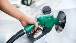 Illustration : "Carburant : ces distributeurs baissent les prix dans leurs stations"