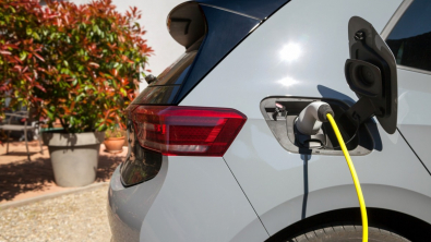 Illustration : "Installation de bornes électriques : un coup de pouce bientôt attribué aux particuliers"