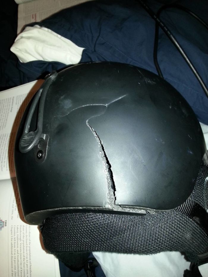 Illustration de l'article : 51 photos qui montrent que porter un casque est indispensable si l'on tient &agrave; la vie