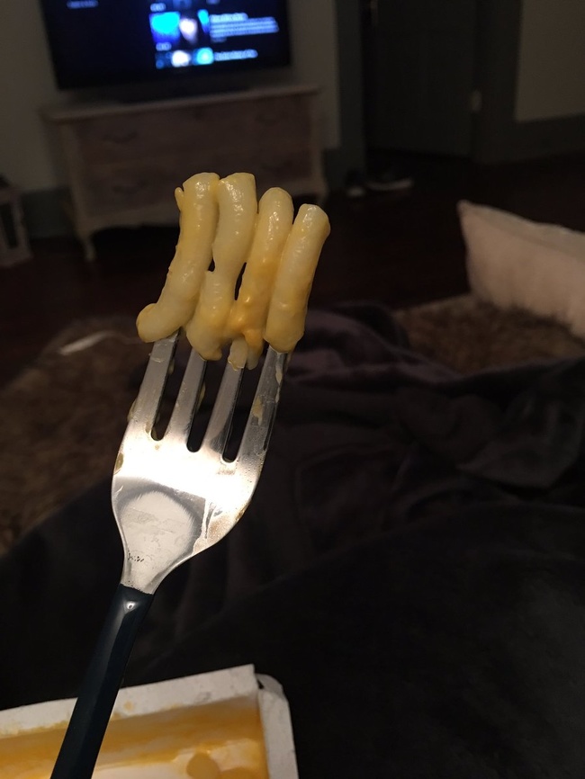 Illustration de l'article : Ces 21 choses bizarres que les humains font tous