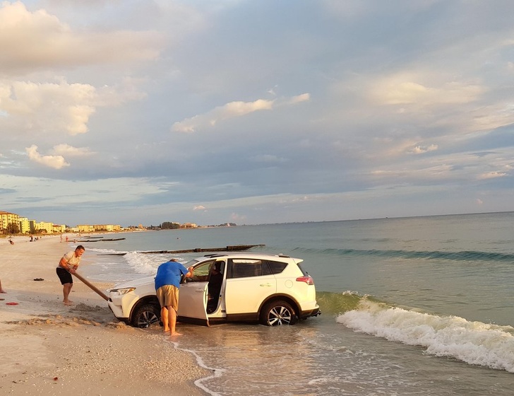 Illustration de l'article : Ces 24 imprévus rencontrés par ces personnes pendant leurs vacances