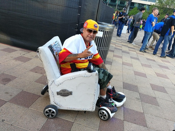 Illustration de l'article : Ces 16 photos de personnes préférant ne pas faire comme tout le monde