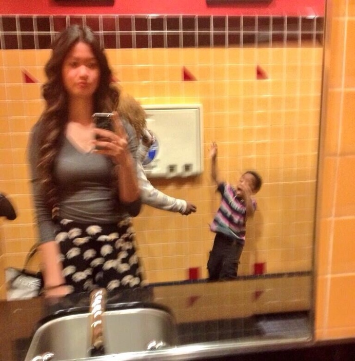 Illustration de l'article : Ces 17 photos prises dans des situations peu flatteuses