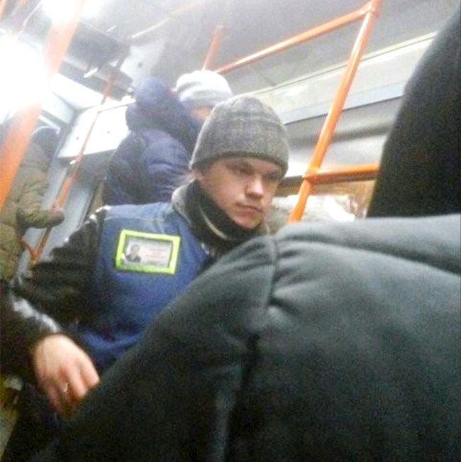 Illustration de l'article : Ces 24 personnes ont une ressemblance frappante avec un personnage connu