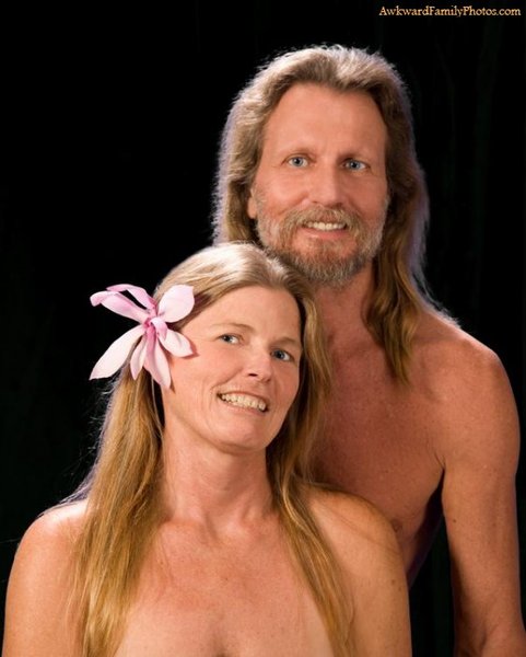 Illustration de l'article : 40 photos de couples qui prouvent que parfois on est mieux seuls