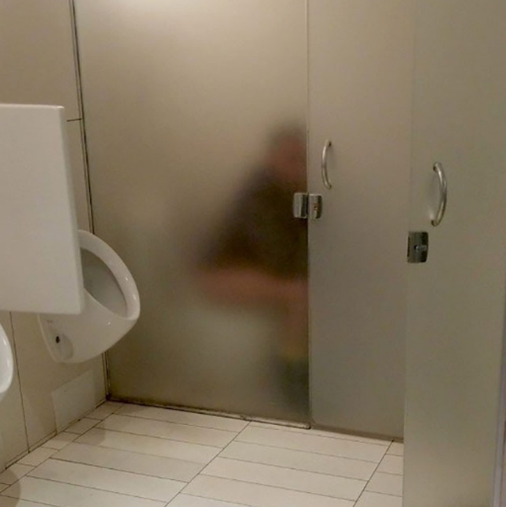 Illustration de l'article : Ces 28 photos de bricoleurs du dimanche qui ont tenté de réparer ou de construire quelque chose