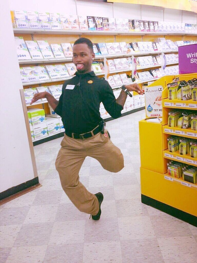 Illustration de l'article : Ces 21 choses bizarres que les humains font tous