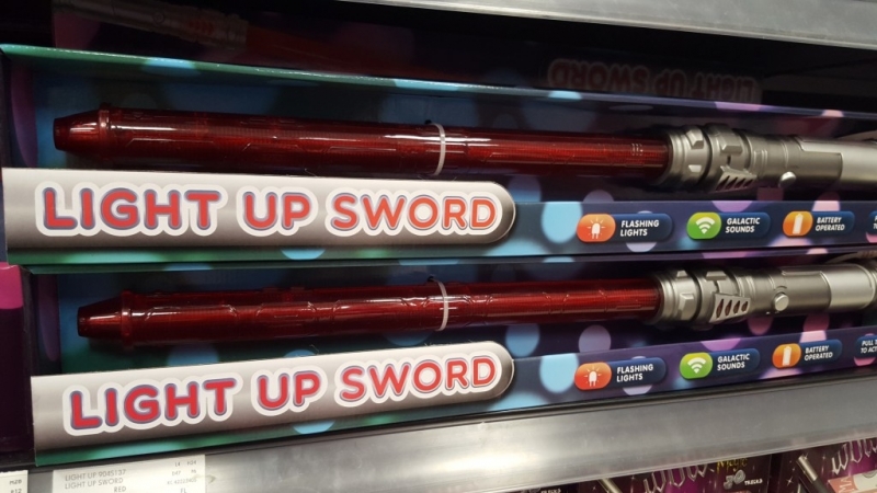 Illustration de l'article : 17 contrefaçons de jouets Star Wars qui vont rendre malades les fans de la saga