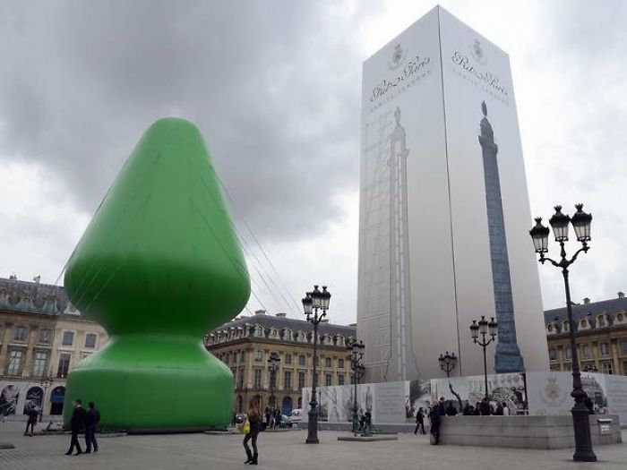 Illustration de l'article : 30 objets de Noël étant de véritables catastrophes