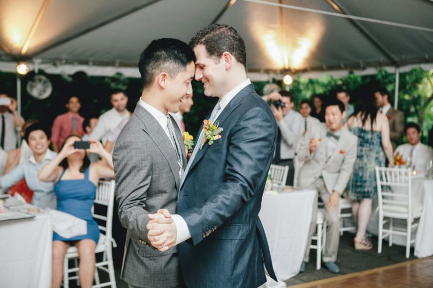 Illustration de l'article : L'amour n'a aucune frontière et ces 120 photos de mariage homosexuels donnent simplement envie de s'aimer !