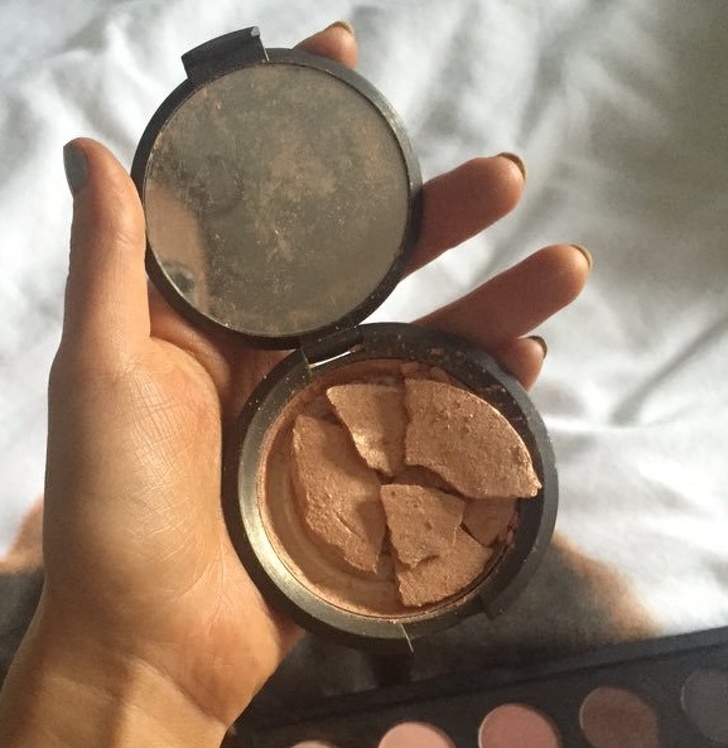 Illustration de l'article : Ces 19 problèmes rencontrés principalement par les filles