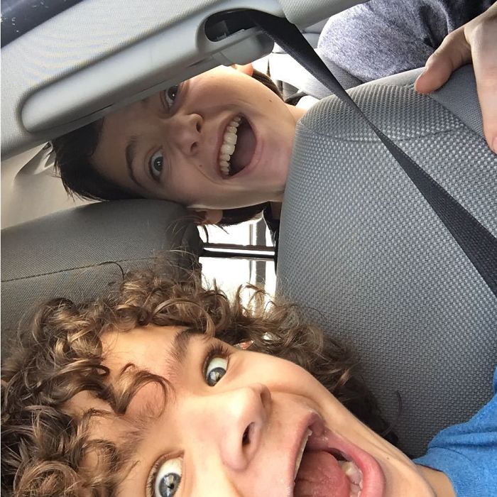 Illustration de l'article : 20 photos qui montrent la complicité des acteurs de Stranger Things hors caméra