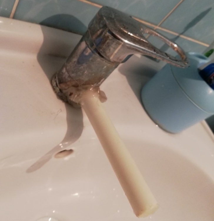 Illustration de l'article : Ces 25 photos de réparations et constructions loupées