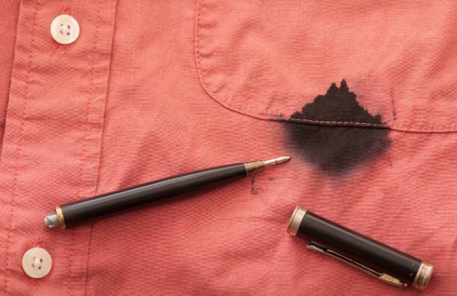 Illustration de l'article : 18 astuces ing&eacute;nieuses pour vos v&ecirc;tements qui vous permettront de faire de grandes &eacute;conomies