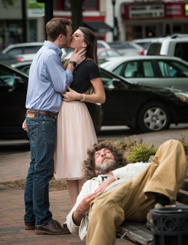 Illustration de l'article : 24 photos dont l’arrière-plan est bien plus drôle que l’action principale