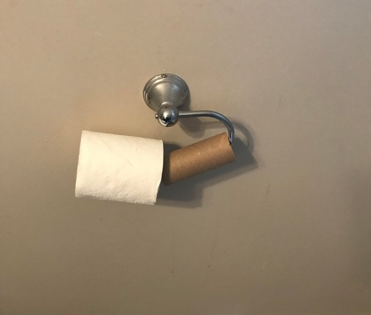 Illustration de l'article : Ces 20 manies des hommes qui d&eacute;rangent les femmes