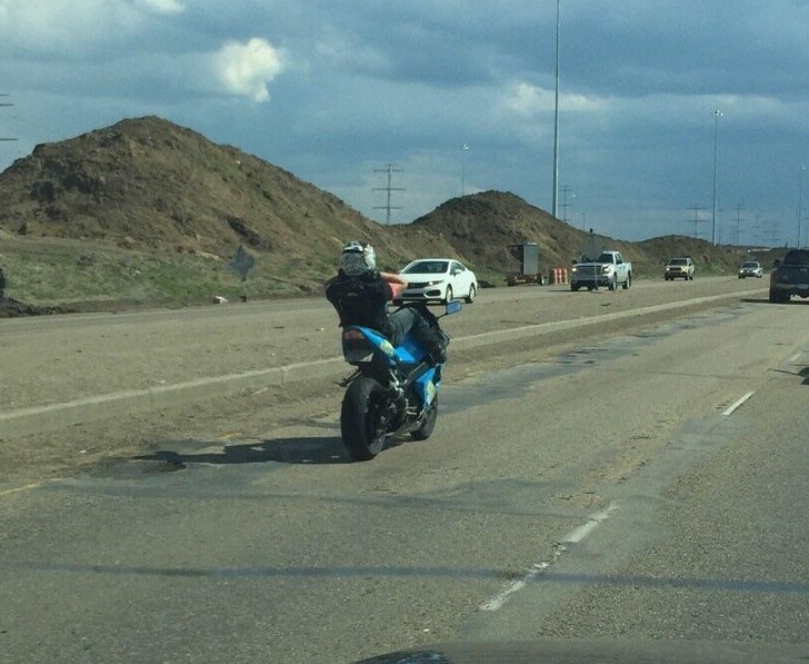 Illustration de l'article : Ces 30 personnes ont eu une soudaine envie de faire quelque chose de bête