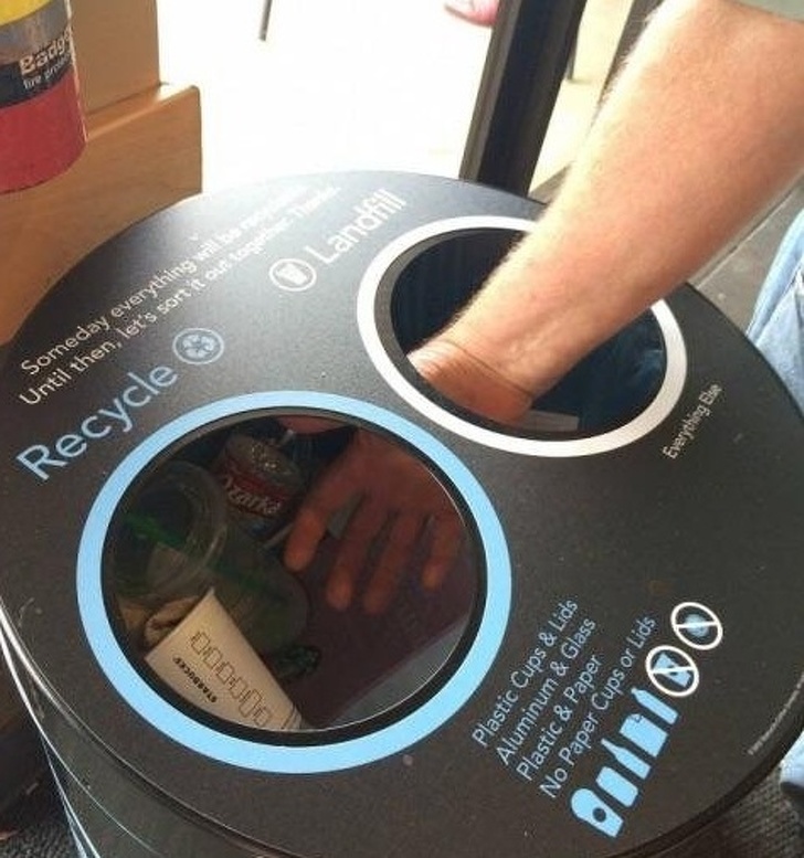 Illustration de l'article : Ces 25 cr&eacute;ations de designers pas tr&egrave;s r&eacute;ussies