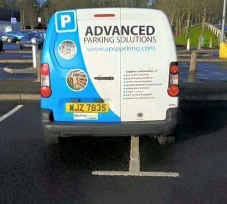 Illustration de l'article : Ces 20 photos qui montrent que se garer n'est pas si simple