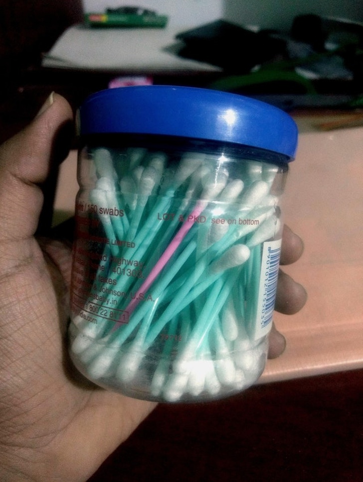 Illustration de l'article : Ces 20 photos de situations dérangeantes, surtout pour les maniaques