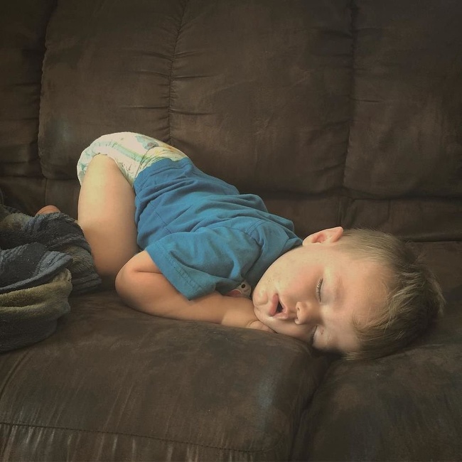 Illustration de l'article : Ces 22 photos qui résument bien ce qu'est la fatigue