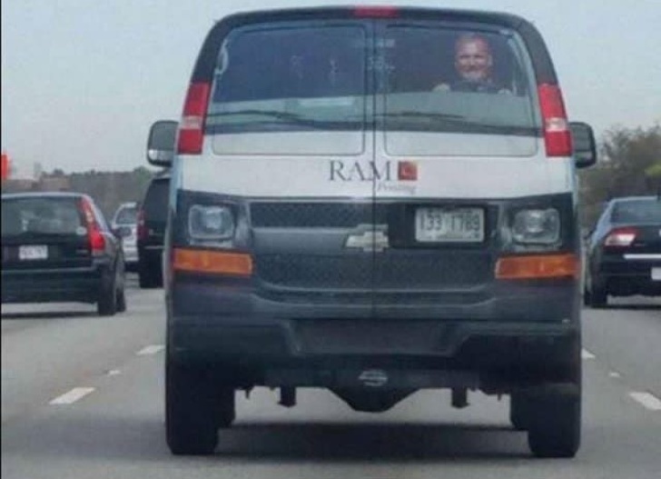 Illustration de l'article : Ces 18 photos qui s'amusent avec les yeux grâce à des tromperies