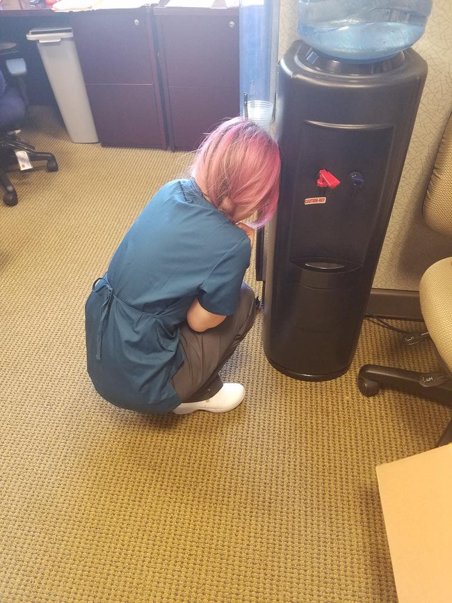 Illustration de l'article : Ces 22 photos qui résument bien ce qu'est la fatigue