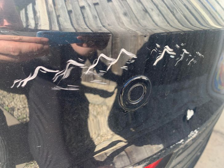 Illustration de l'article : Ces 17 personnes qui voient des visages là où il n'y en a pas