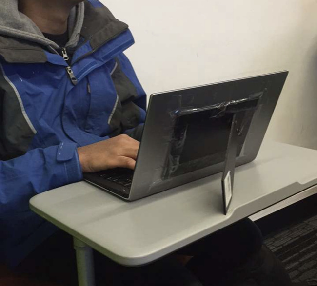 Illustration de l'article : Ces 20 photos résument le quotidien d'un fainéant