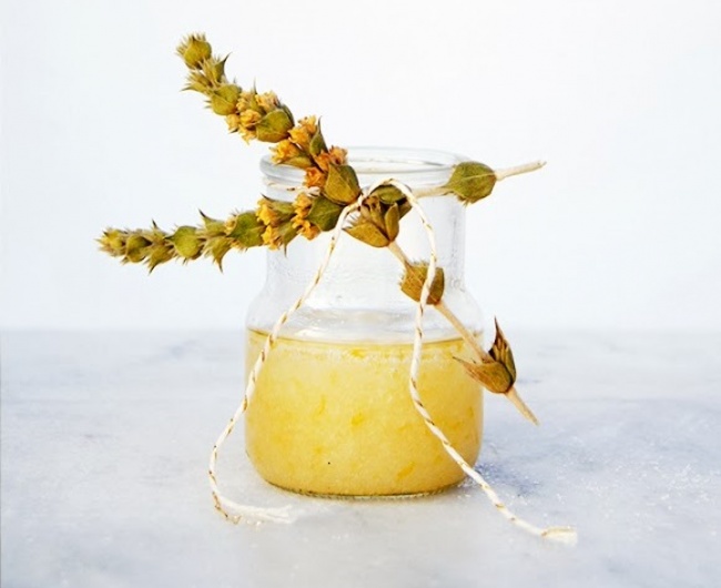 Illustration de l'article : 14 produits cosm&eacute;tiques &agrave; faire vous-m&ecirc;me