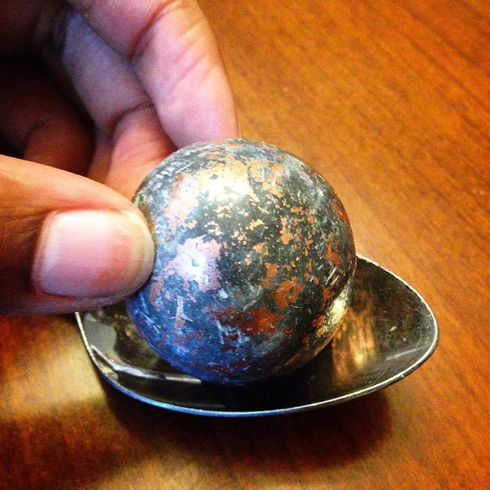 Illustration de l'article : La nouvelle mode chez les Japonais : le polissage de boules de terre