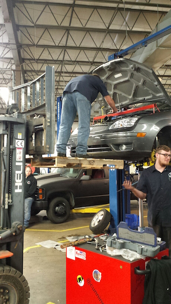 Illustration de l'article : 18 photos montrant combien les humains adorent la prise de risque