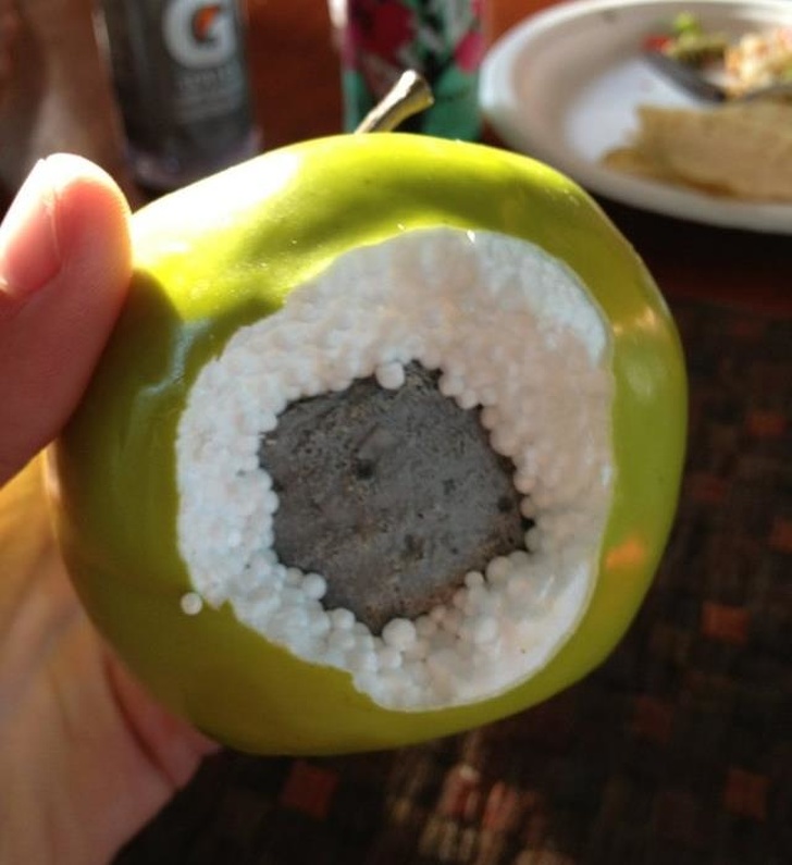 Illustration de l'article : Ces 16 personnes préféreraient ne pas avoir vécu ces situations particulières