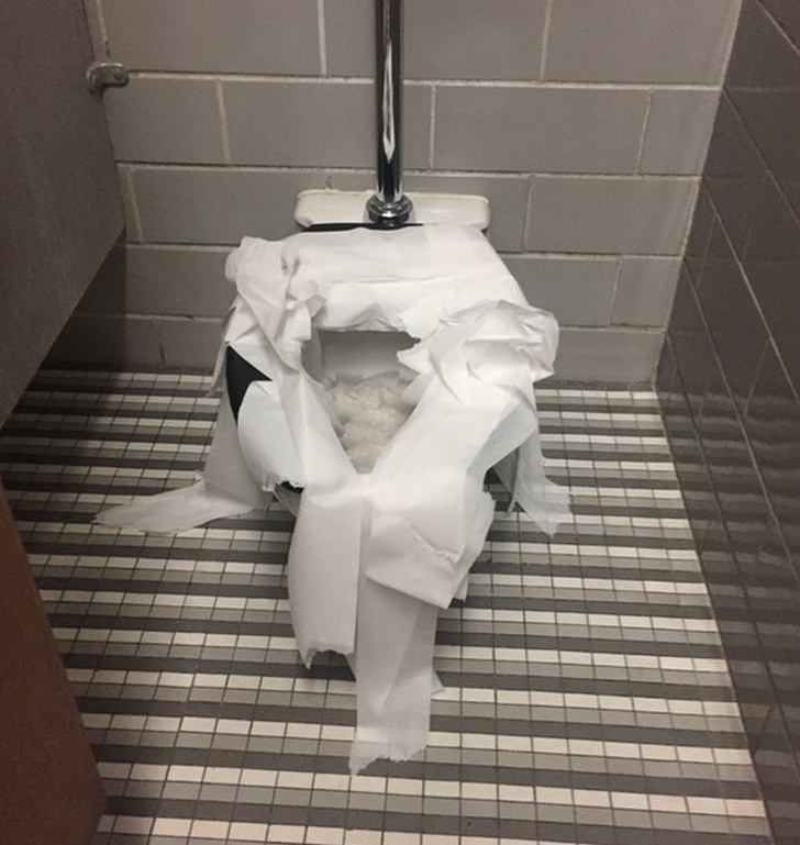 Illustration de l'article : Ces 24 photos de situations qui donnent la nausée