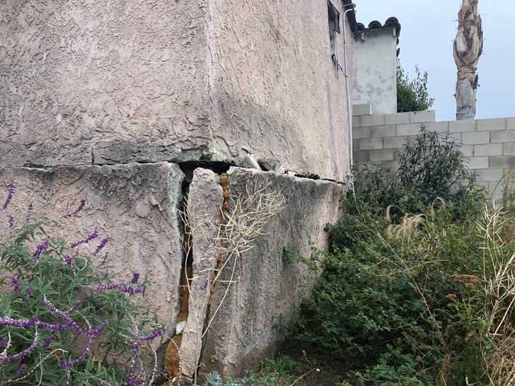 Illustration de l'article : Ces 20 constructions qui ne tiennent que sur un fil