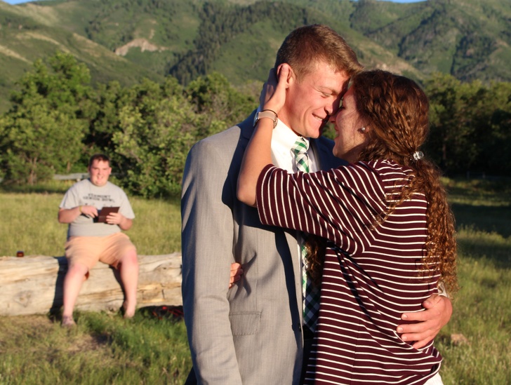 Illustration de l'article : Ces 21 photos où l'arrière-plan a pris le dessus sur le devant