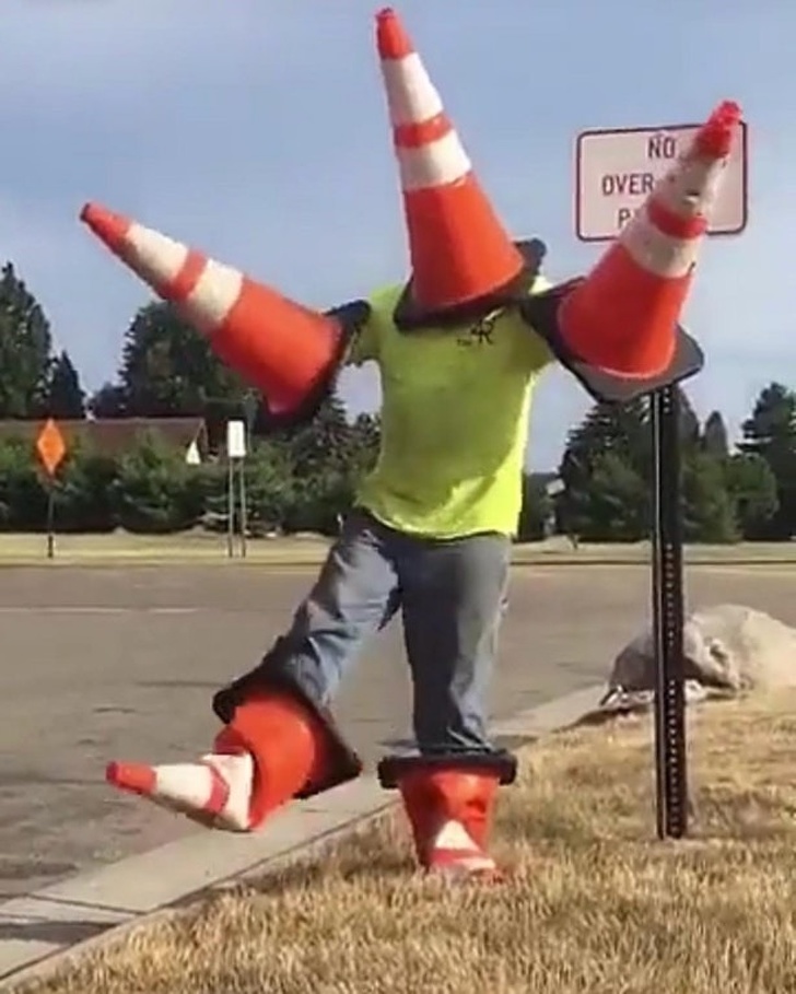 Illustration de l'article : Ces 16 photos de personnes ayant fait un truc dénué d'intelligence