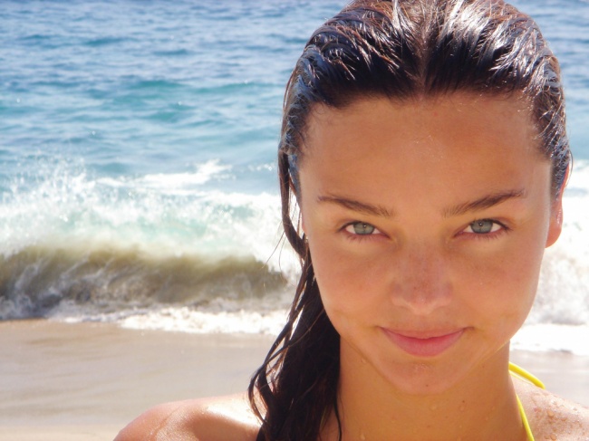 Illustration de l'article : 10 règles simples pour être belle sans maquillage