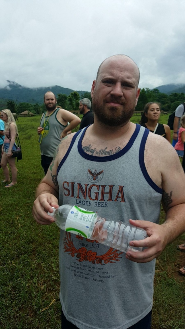 Illustration de l'article : Ces 25 personnes ont eu la chance de rencontrer leur sosie en vrai