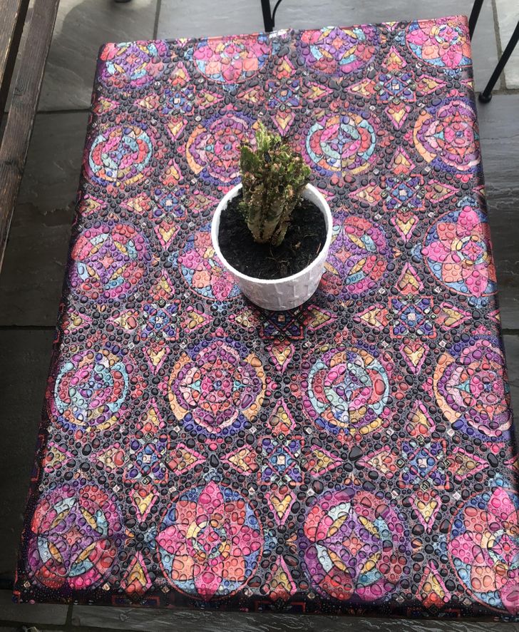 Illustration de l'article : Ces 17 personnes qui voient des visages là où il n'y en a pas