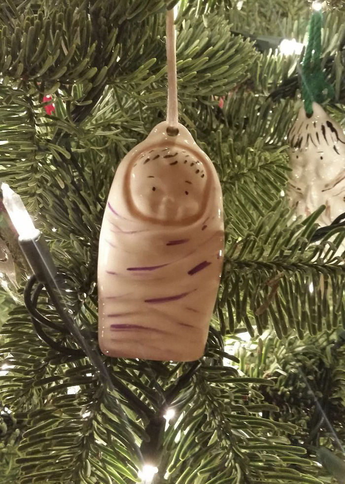 Illustration de l'article : 30 objets de Noël étant de véritables catastrophes