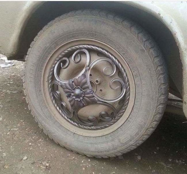 Illustration de l'article : Ces 14 curiosités étranges rencontrées dans la rue ou dans des événements