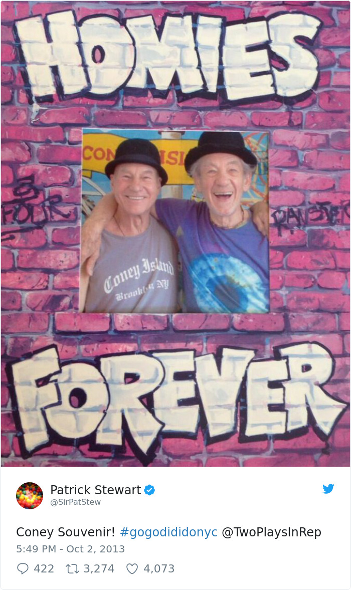 Illustration de l'article : 20 photos mettant en valeur la complicité entre Patrick Stewart et Ian McKellen