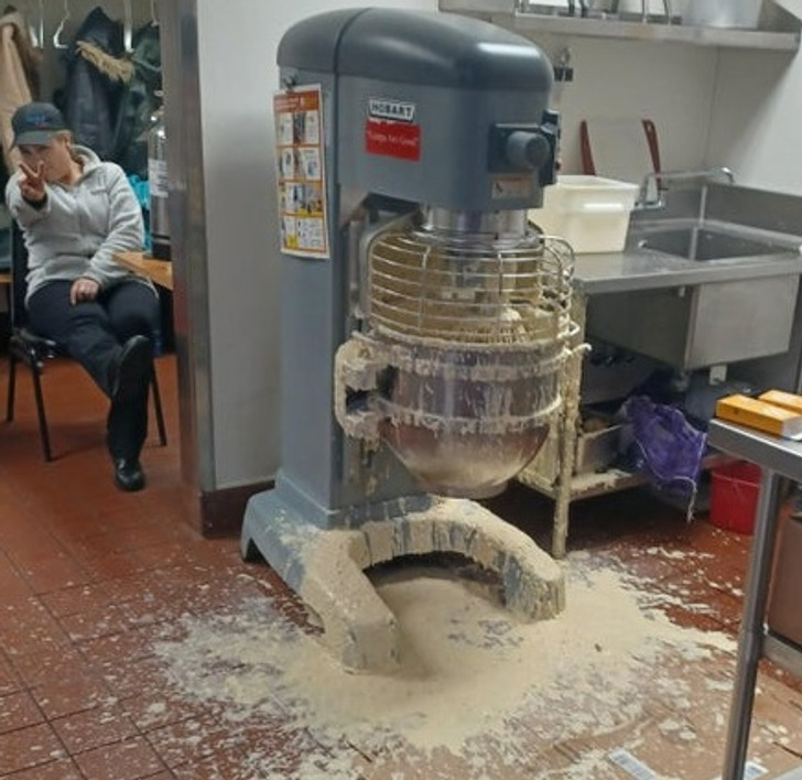 Illustration de l'article : Ces 18 photos de personnes qui pâtissent de la malchance